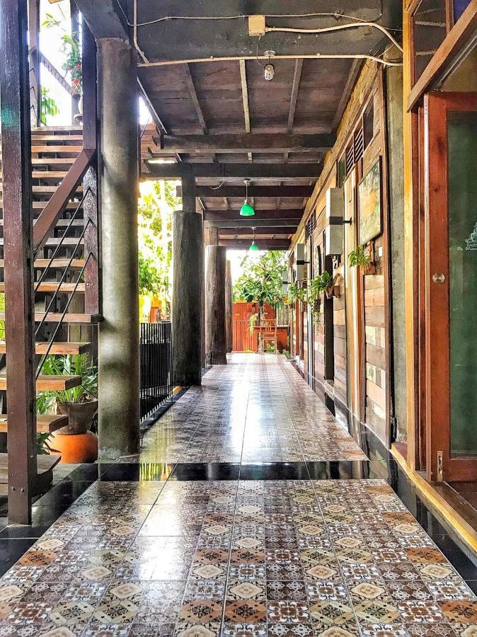 De Wiang Kum Kam Hotel Chiang Mai Exterior photo